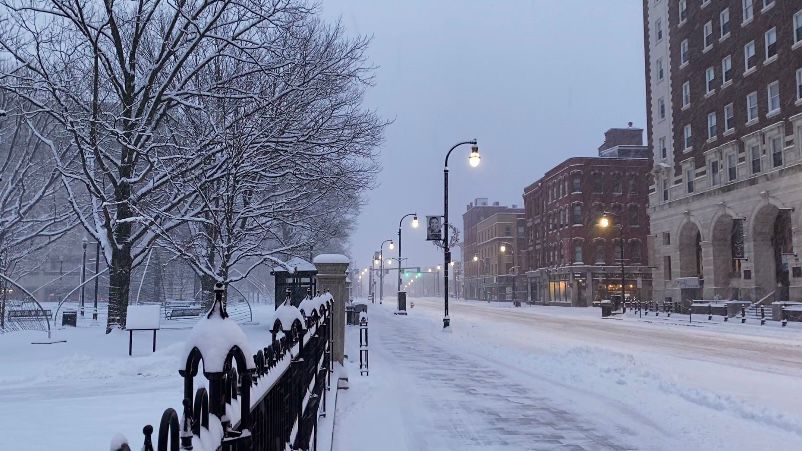 first-big-snowstorm-hits-worcester