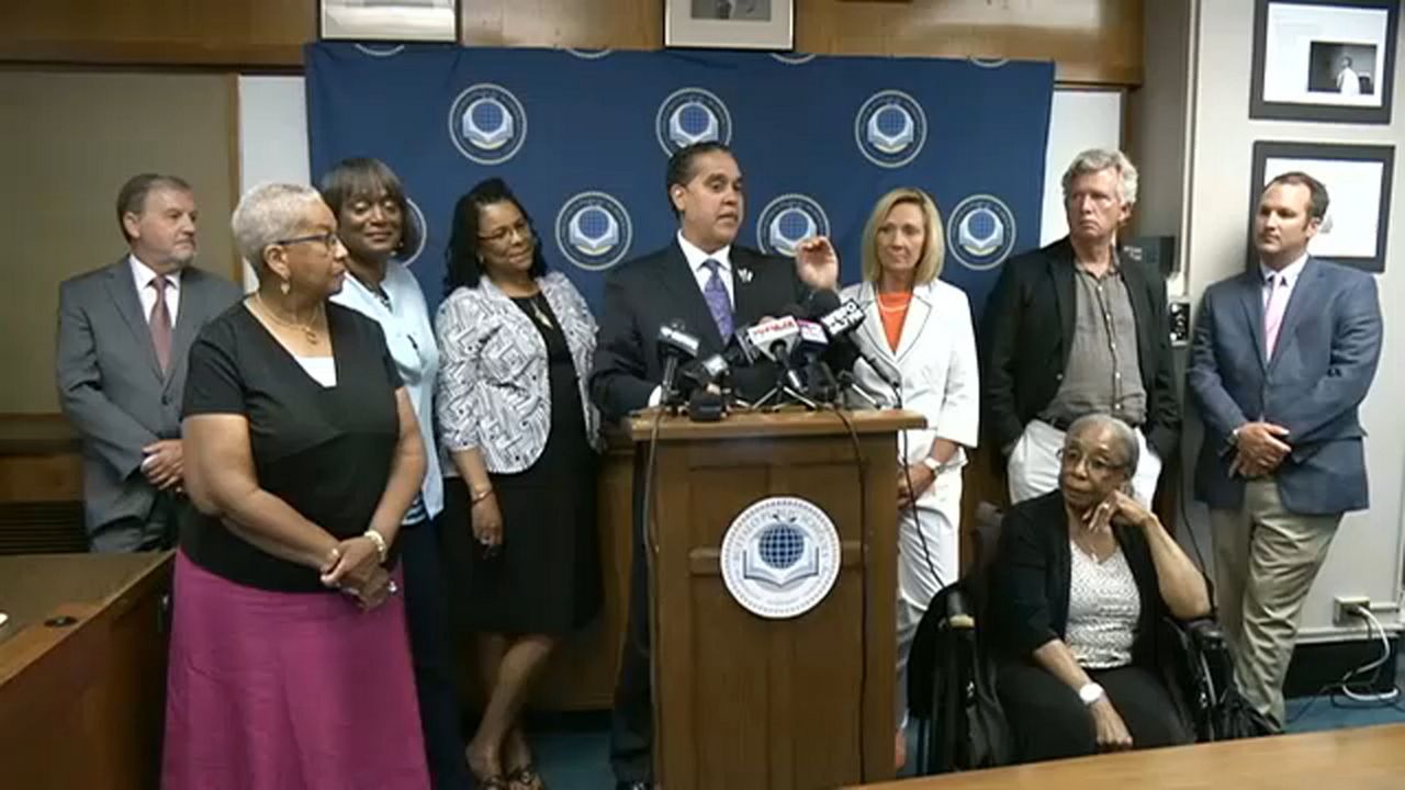 Buffalo Public Schools Extend Superintendent Contract