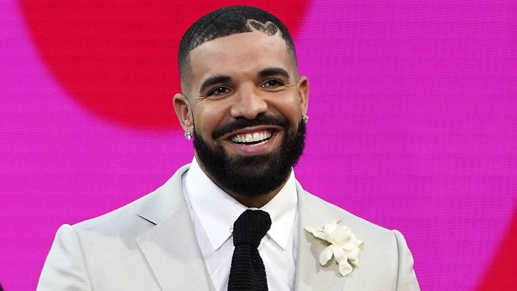 Police investigating shooting outside Drake’s mansion