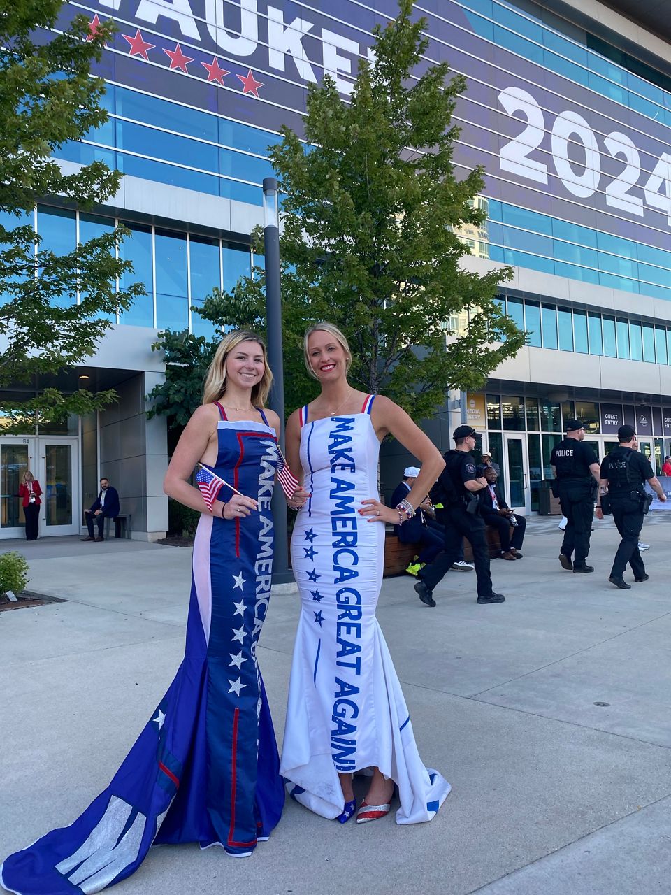 Fit check RNC attendees show up in red white and blue