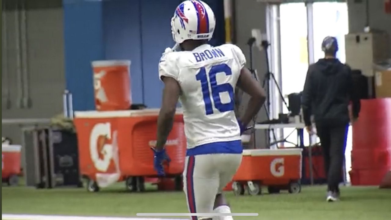 John Brown feels right at home in return to Bills