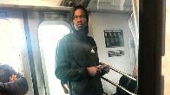 NYPD: Man Holding Box Cutter Menaced Woman on Bronx Subway