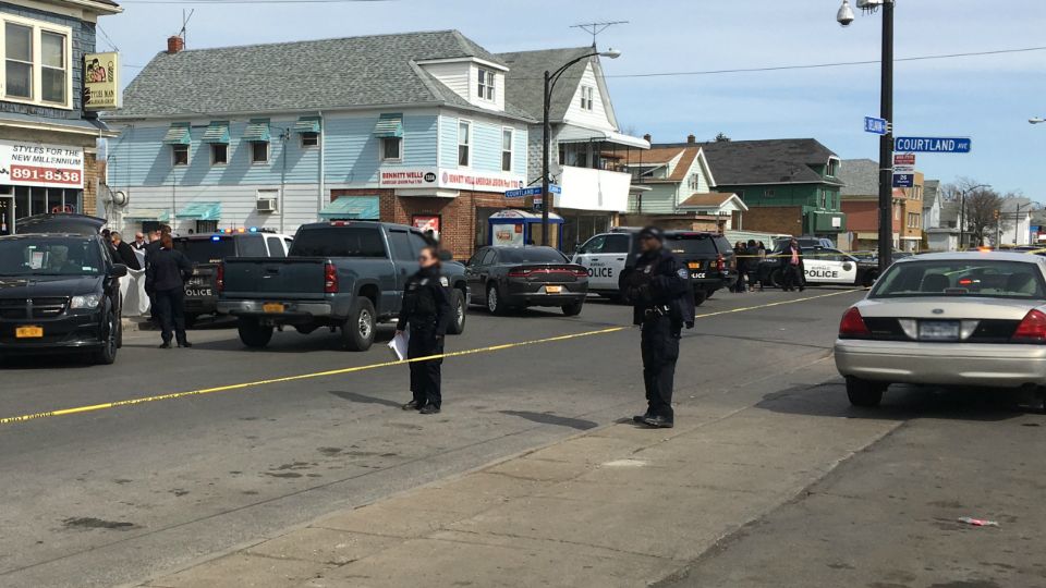 Man dead after shooting on East Delavan Avenue