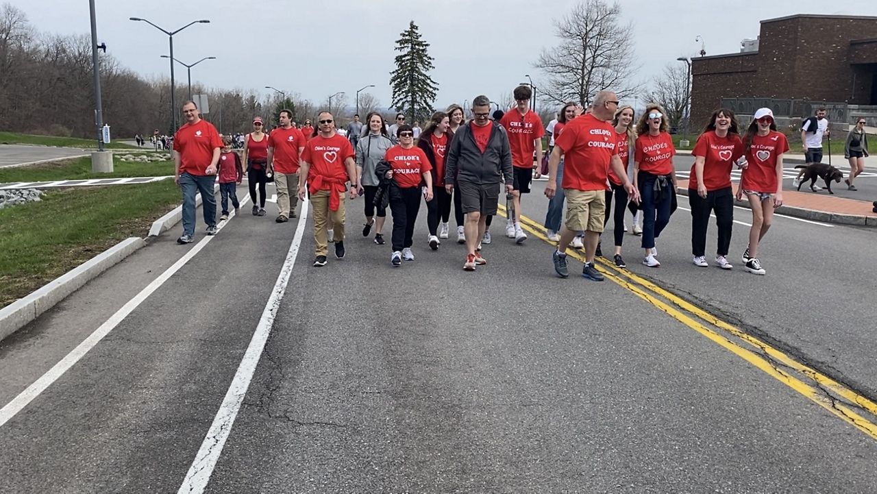 CNY family walks for 11-year-old with heart disease - Vimarsana News