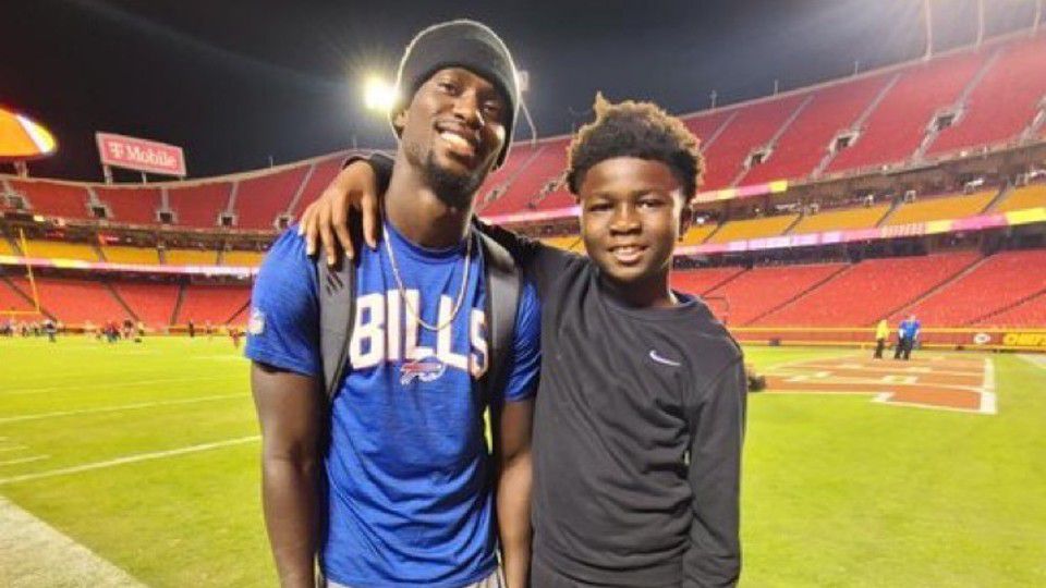 Jon Scott on X: Kaiir Elam's brother already repping the #Bills 24 jersey   / X