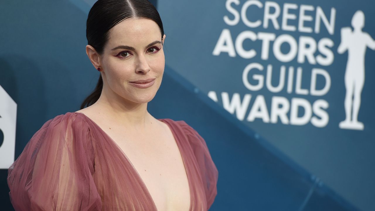 Emily Hampshire arrives at the 26th annual Screen Actors Guild Awards at the Shrine Auditorium & Expo Hall on Sunday, Jan. 19, 2020, in Los Angeles. (Photo by Jordan Strauss/Invision/AP)