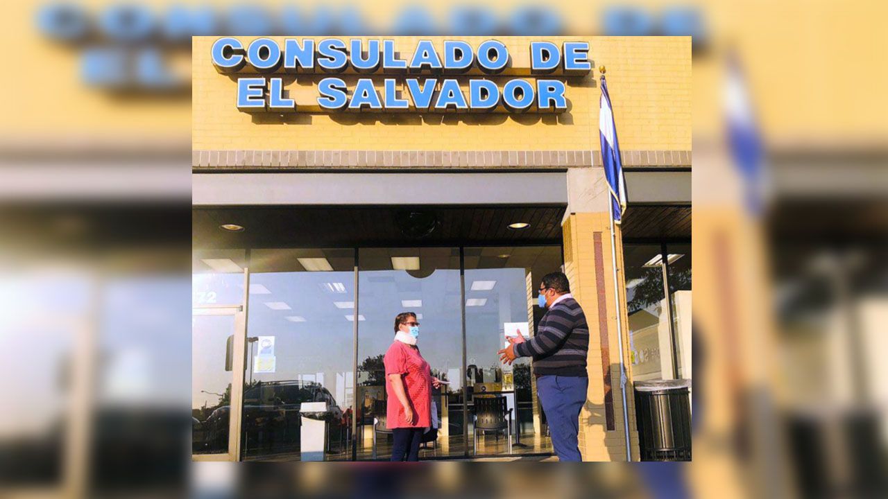 Anuncian reapertura de consulados de El Salvador en EEUU