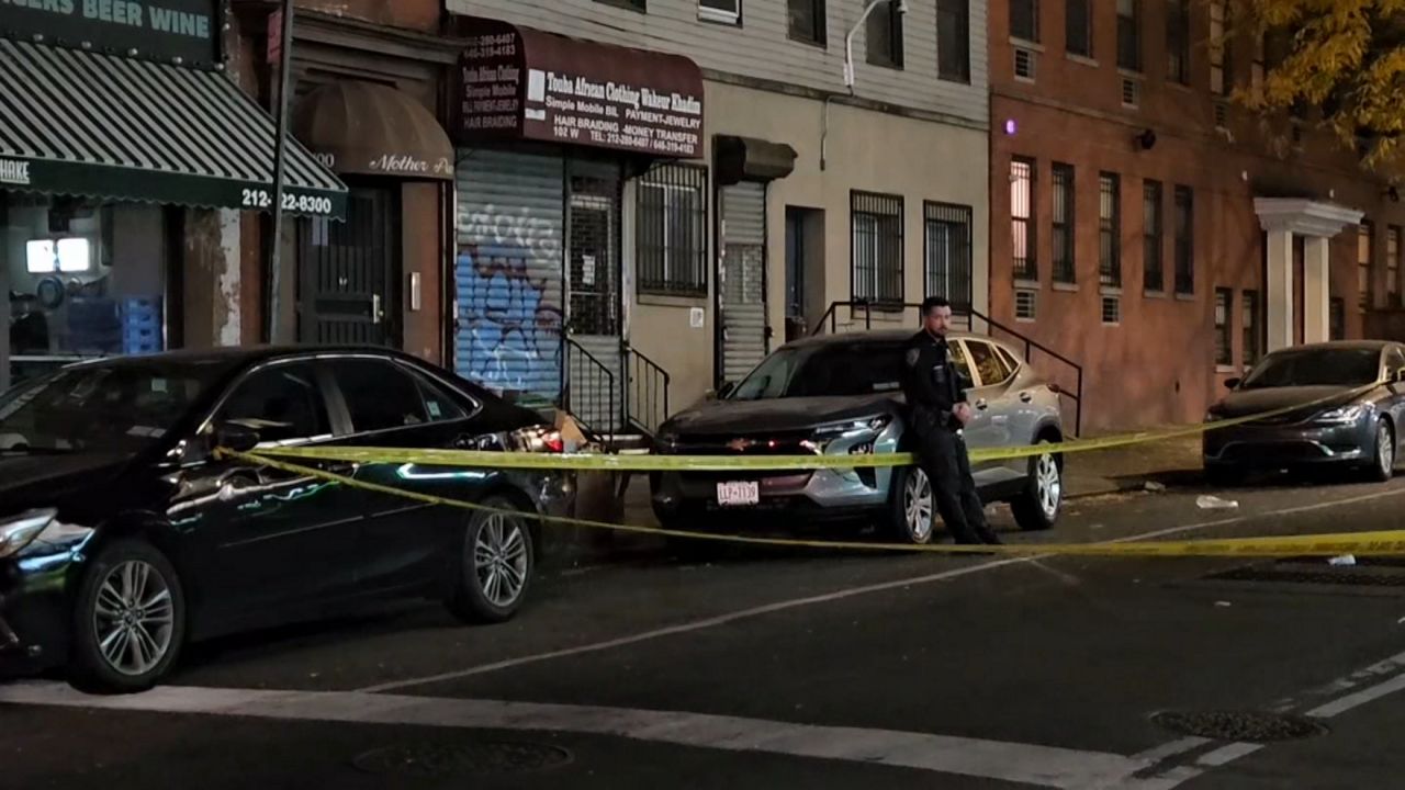 Joven de 16 años muere en Harlem de un balazo en el torso