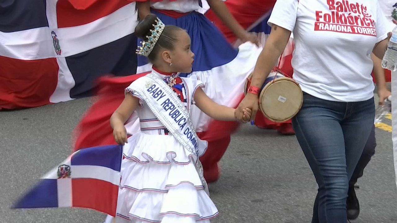 Celebran 30 años de la Gran Parada Dominicana en El Bronx