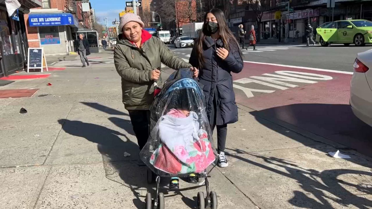 Transportar un carrito de bebé. Servicio Mencaja-Carrito STD