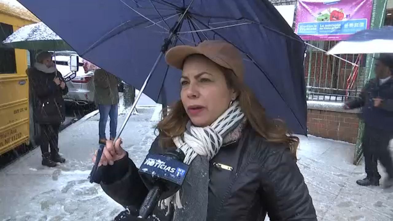 Padres de familia se quejan ante decisión del alcalde de abrir escuelas ...