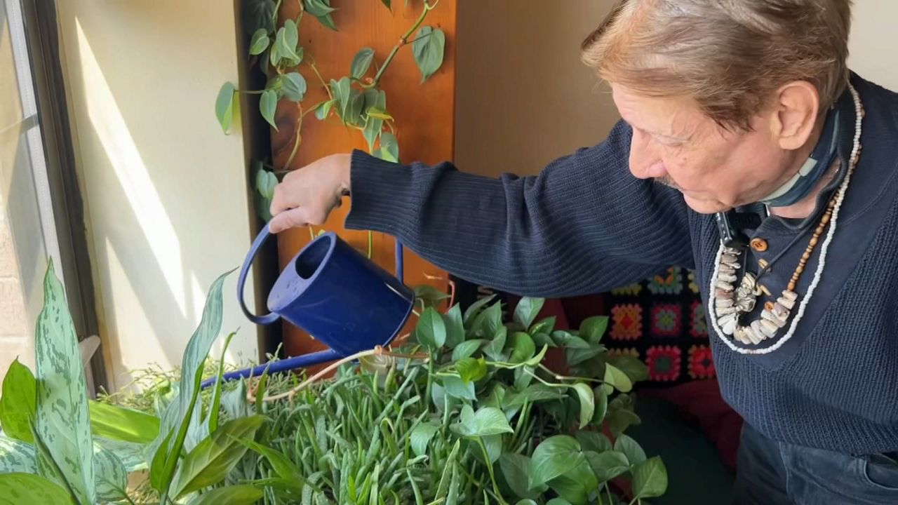 Veterano Al Que Desalojarían De Apartamento Se Queda