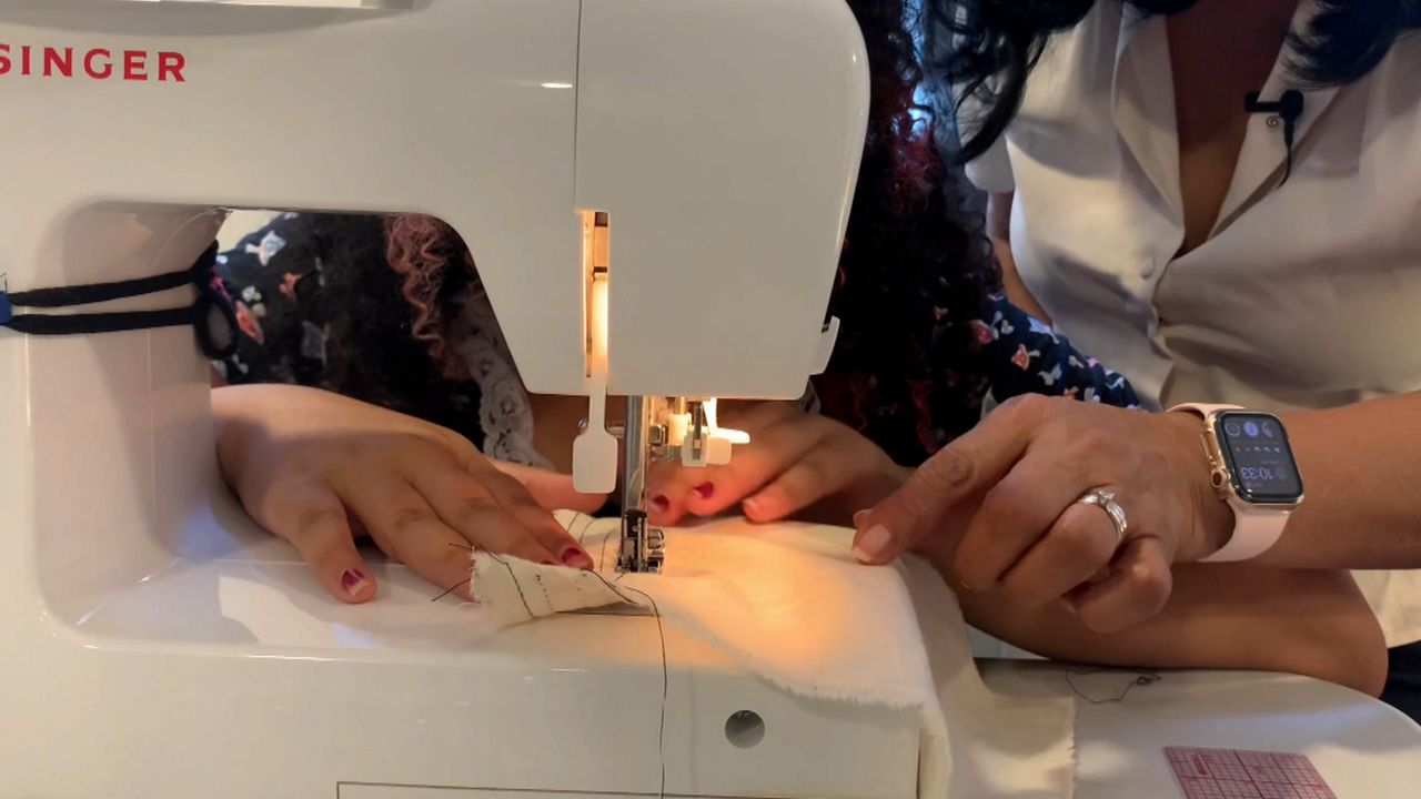 ▷ CURSO GRATIS cómo COSER TELAS DE PELO LARGO 2024