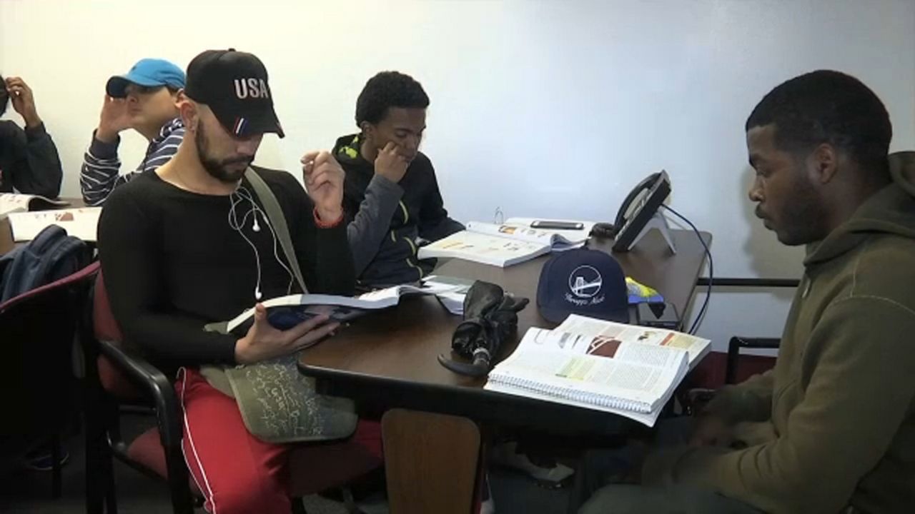 Una iniciativa del Renaissance Technical Institute, fundado por David Hiraldo.