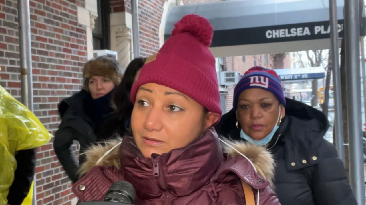 Protest workers who cleaned Twitter headquarters