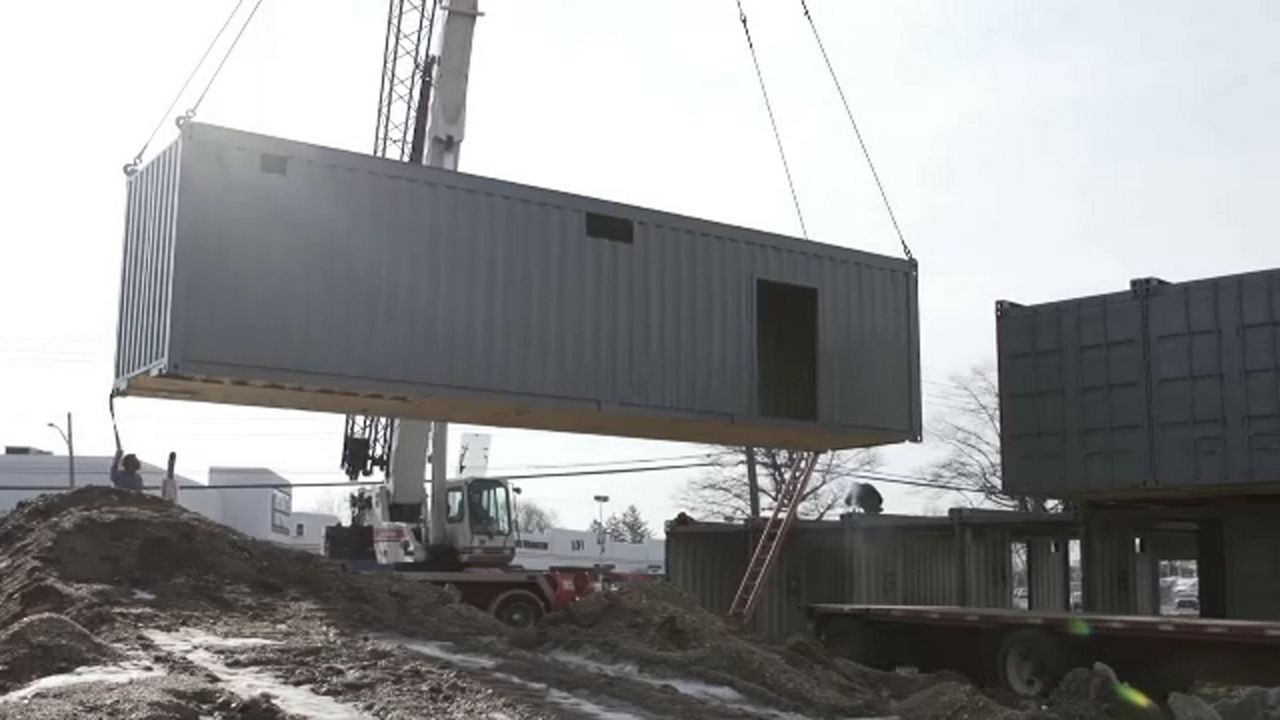 Proponen materiales alternativos para vivienda asequible en El Bronx