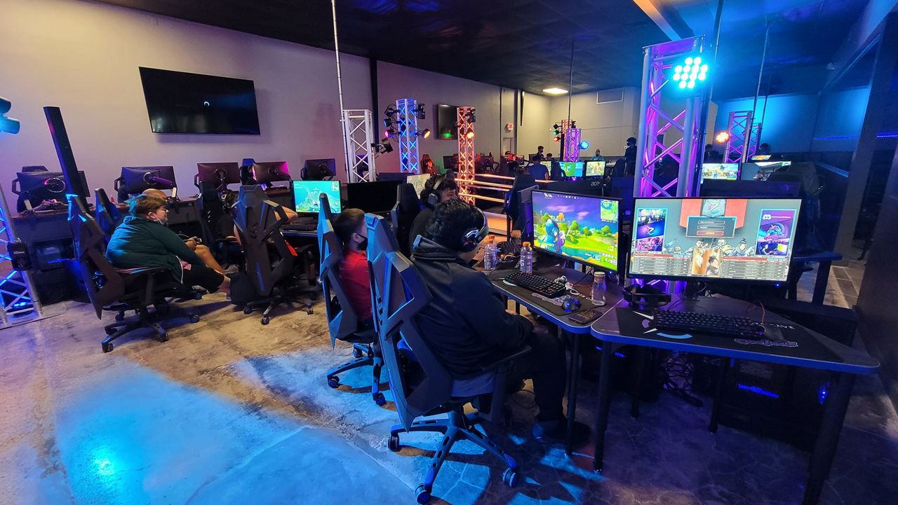 eSports Center Surviving After Opening During the Pandemic