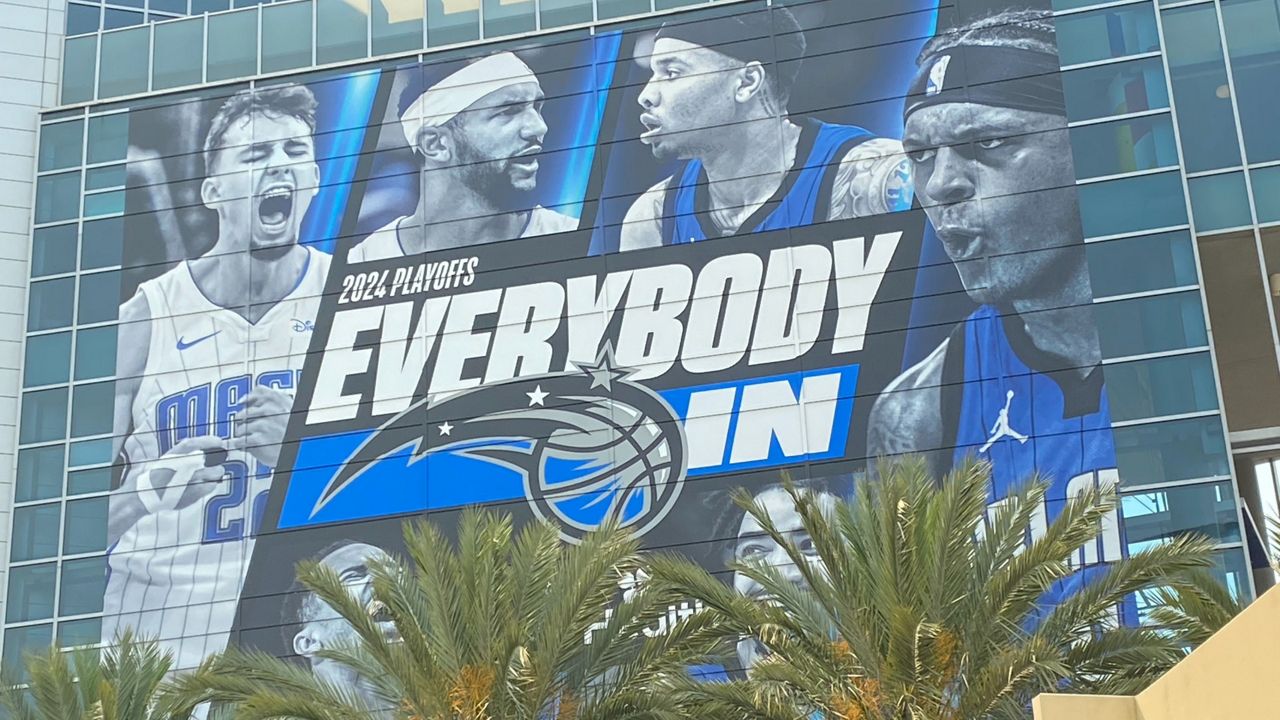 It's beginning to look a lot like NBA playoff time as the Kia Center in Orlando is all dressed up for the postseason. (Spectrum Sports)