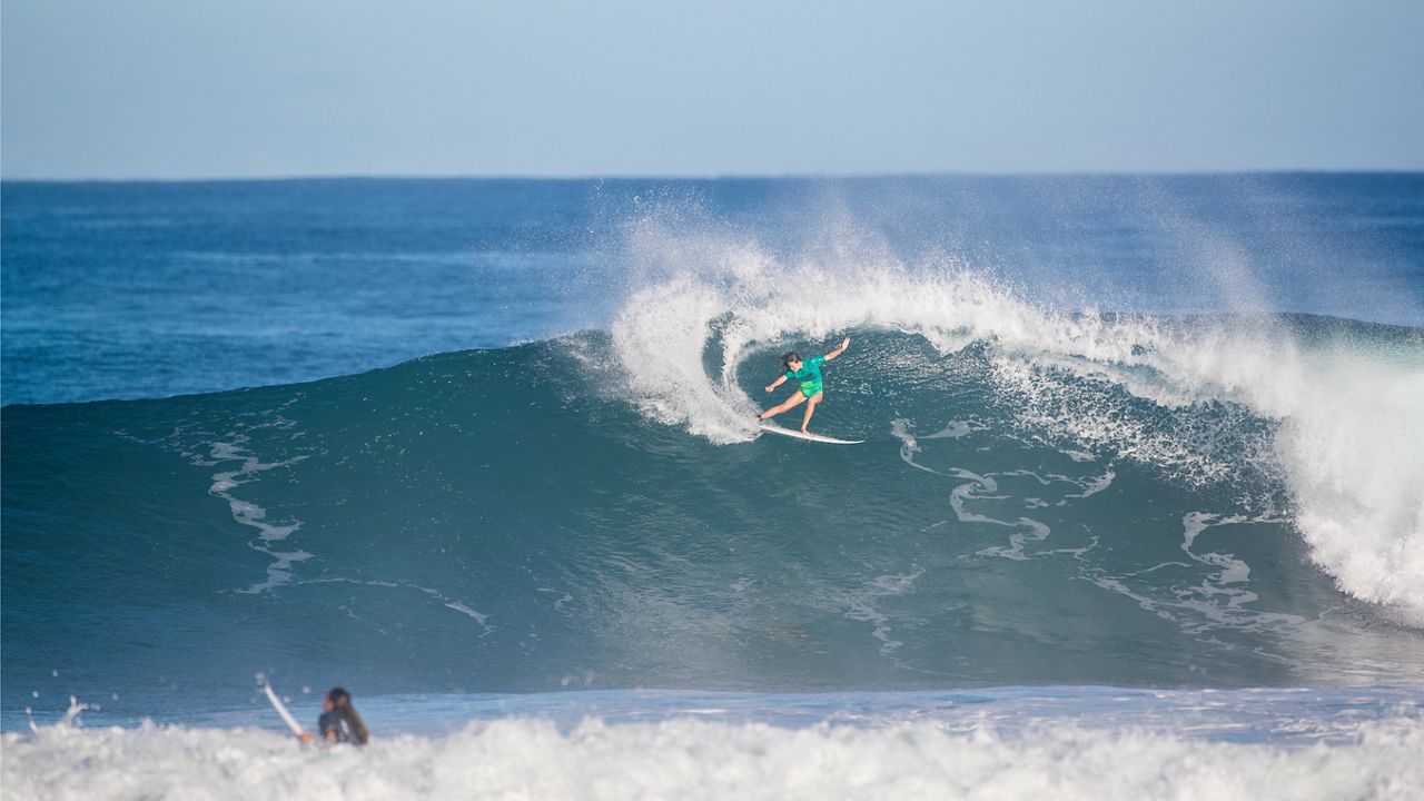 Ēwelei'ula Wong, 17-year-old Hawaiian surfer