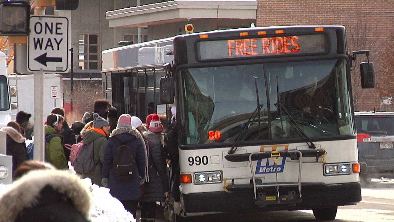 Recordbreaking and deadly cold leaves Wisconsin