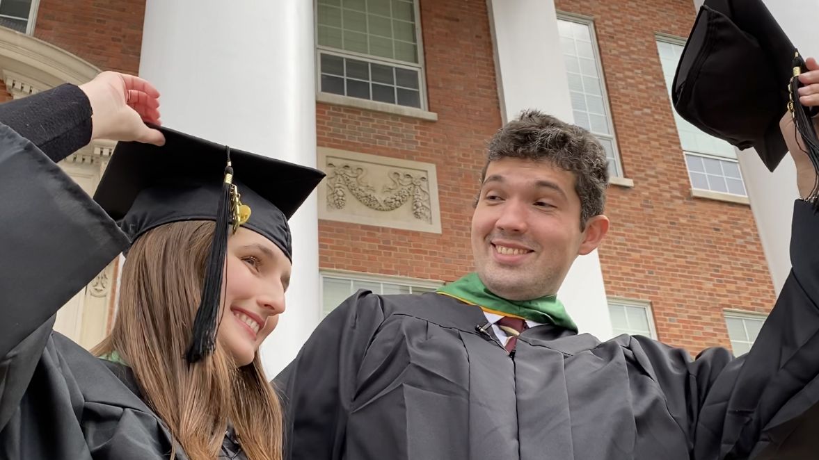 International students return for Siena graduation