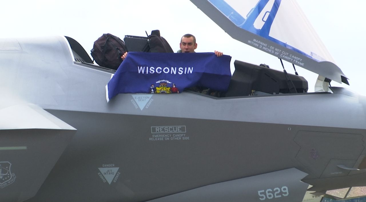 Wisconsin Air National Guard first F35 fighter jet