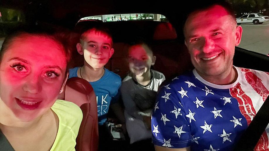 Ukrainian mother and two boys reach Florida - Vimarsana News