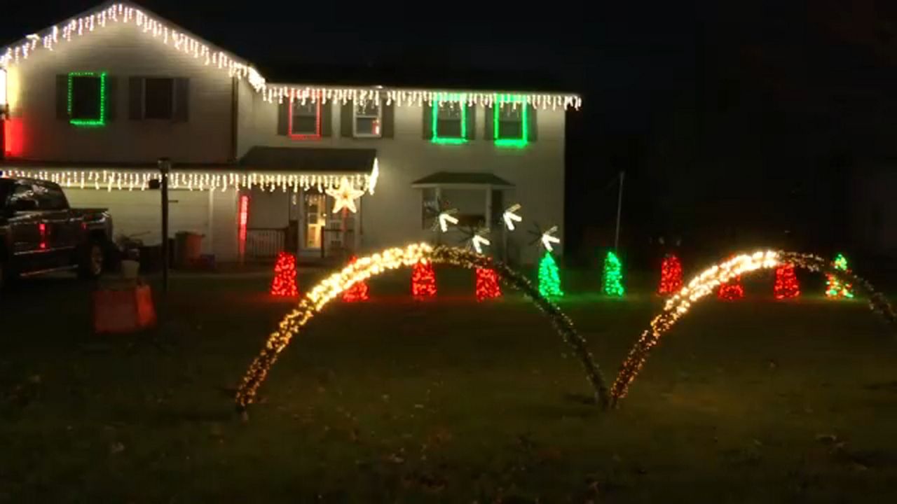 Farmington Christmas Display Raises Money For Good Cause