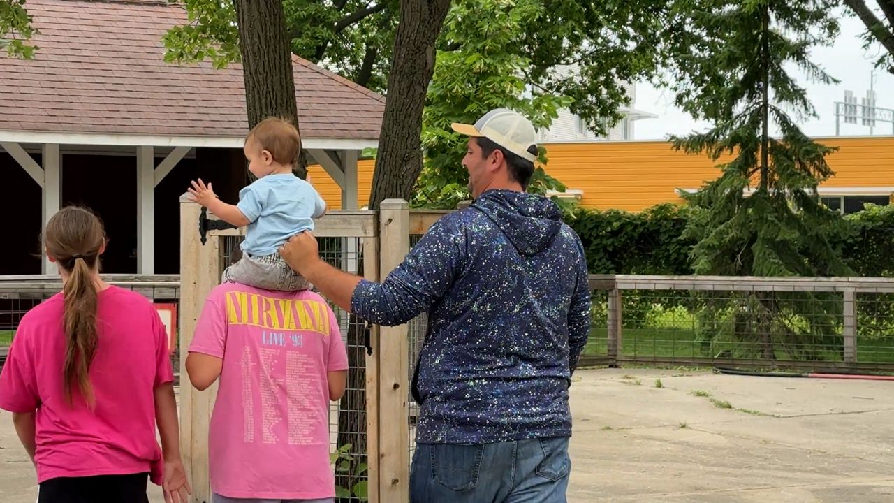 Kids and dads share what makes Father's Day special at Milwaukee County Zoo