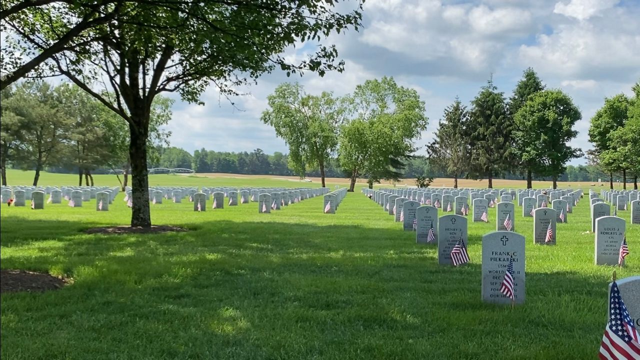 Saratoga National Cemetery holds Memorial weekend ceremony