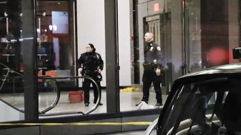 Un muerto tras fatal balacera en una tienda Target de Brooklyn