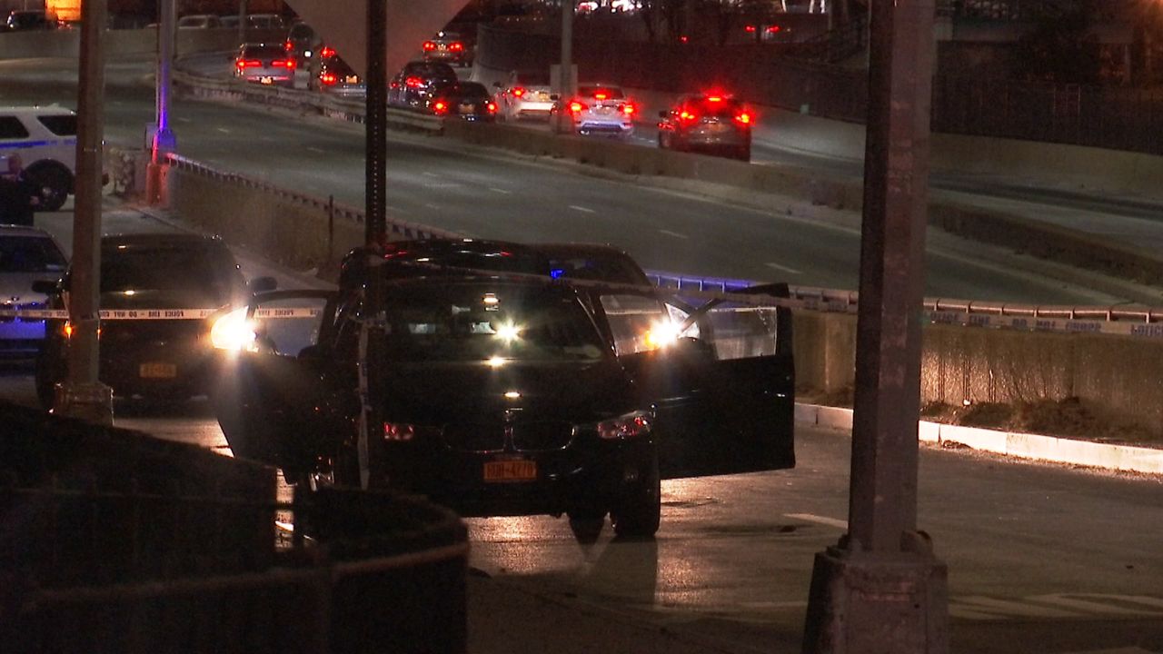 NYPD Officer Injured in Manhattan