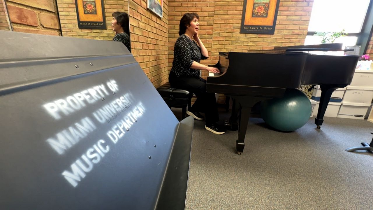 Teacher, opera singer’s vocal loss triggers warning