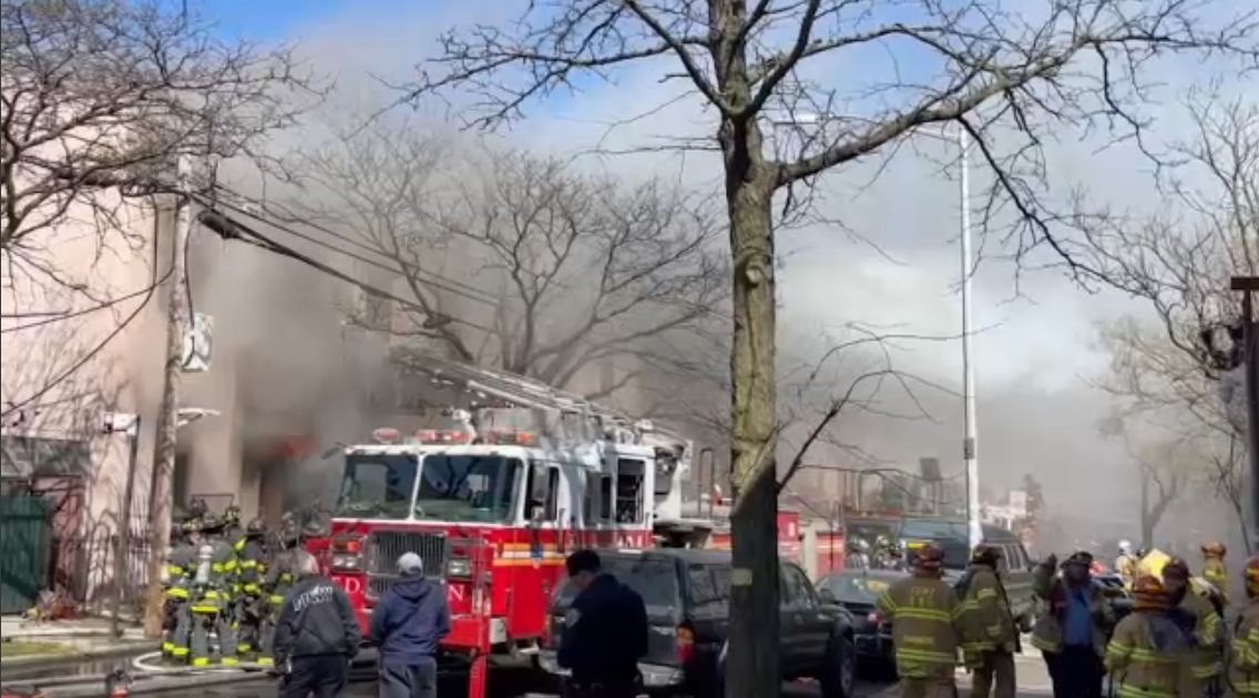 Incendio en iglesia. Brooklyn