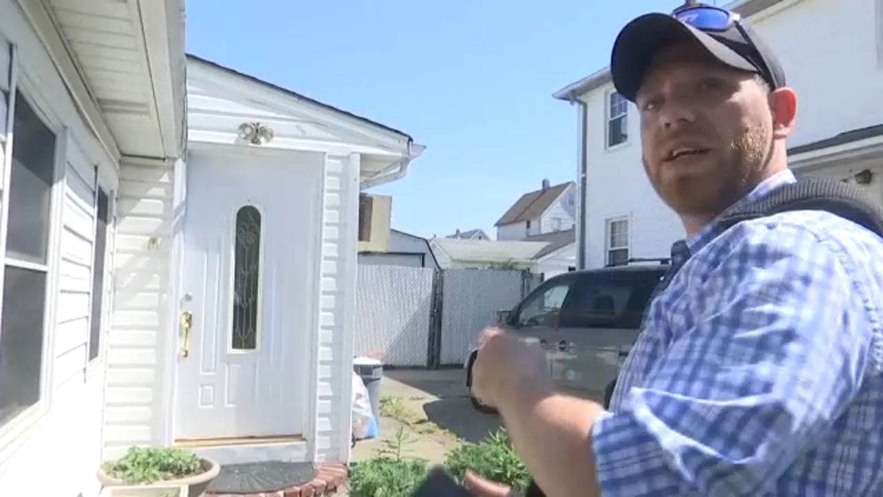 Staten Island Realtor Rescues Kids from Fire