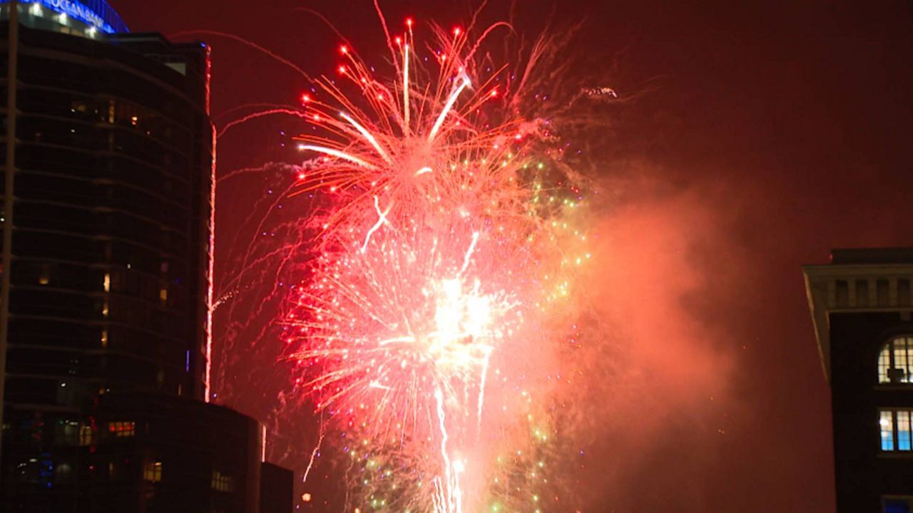 Thousands of people got to enjoy a 20-minute firework show at the city of Orlando's 