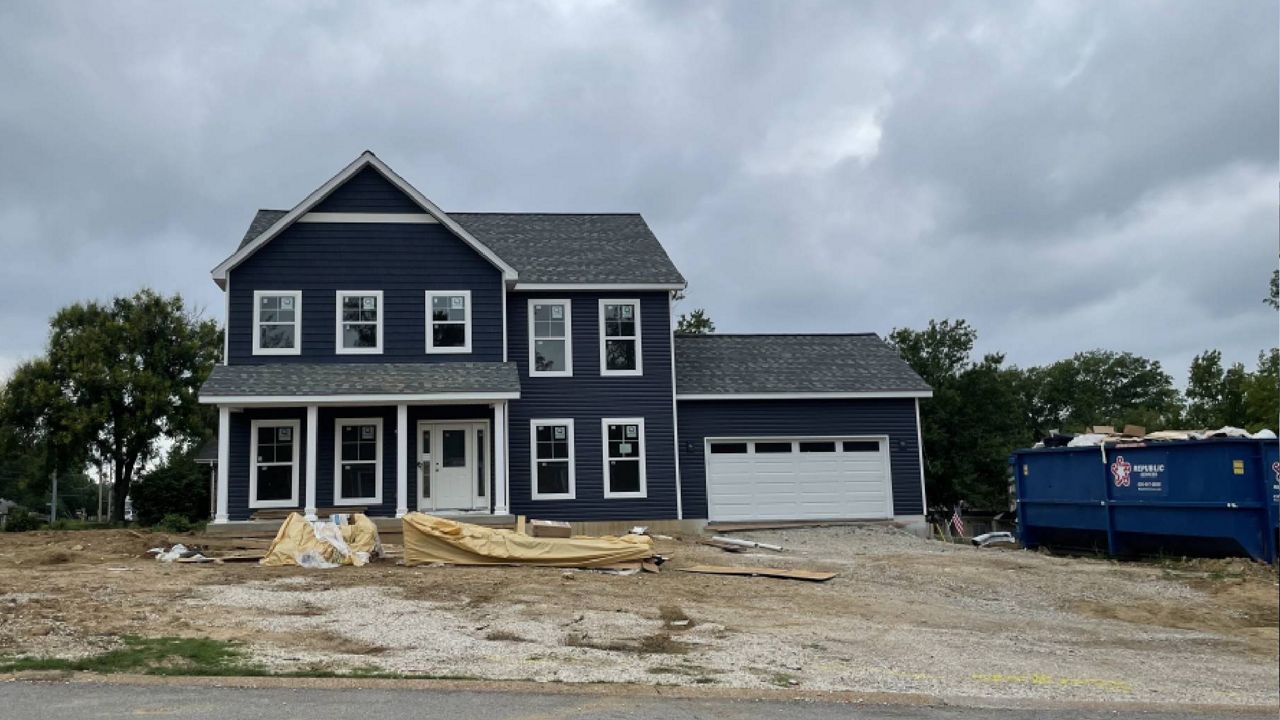 A new home under construction on Mayfair Dr. in Ballwin, Mo. (Spectrum News/Gregg Palermo)