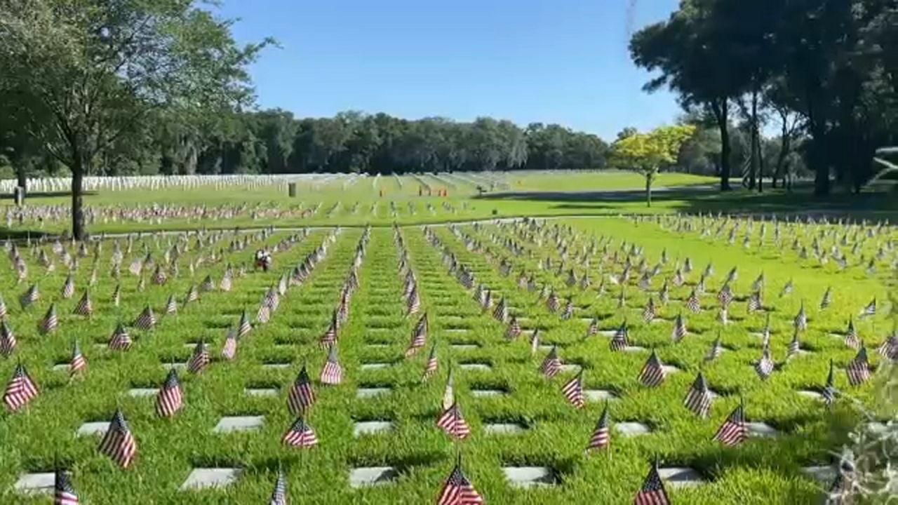 Hundreds honor veterans at the Florida National Cemetery on Memorial Day