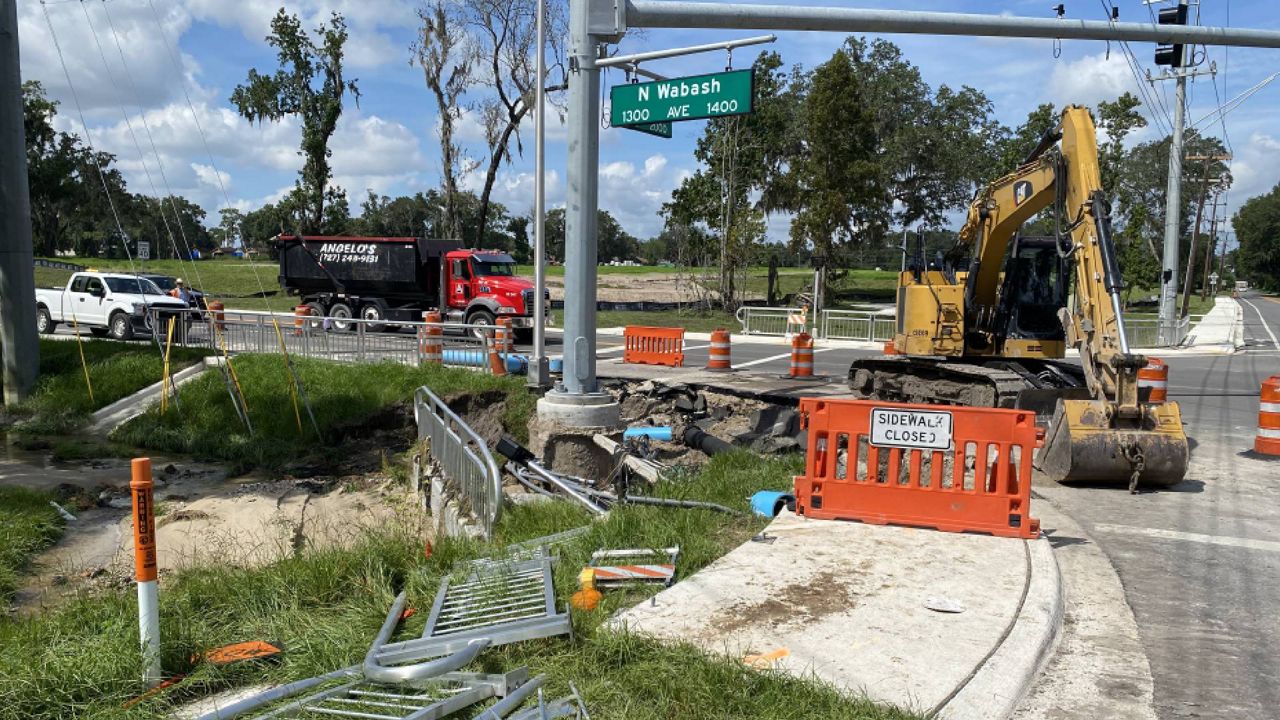 Possible ground settling at new intersection in Lakeland