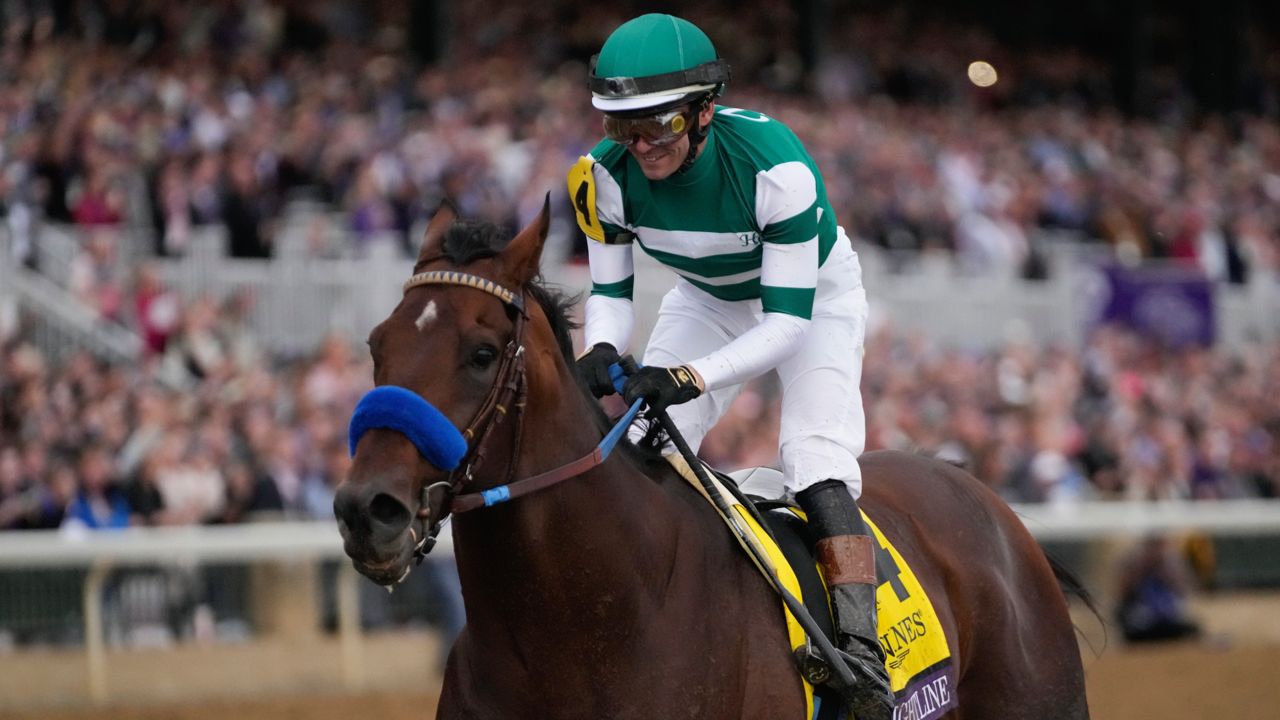 Unbeaten Flightline runs away to Breeders' Cup Classic win