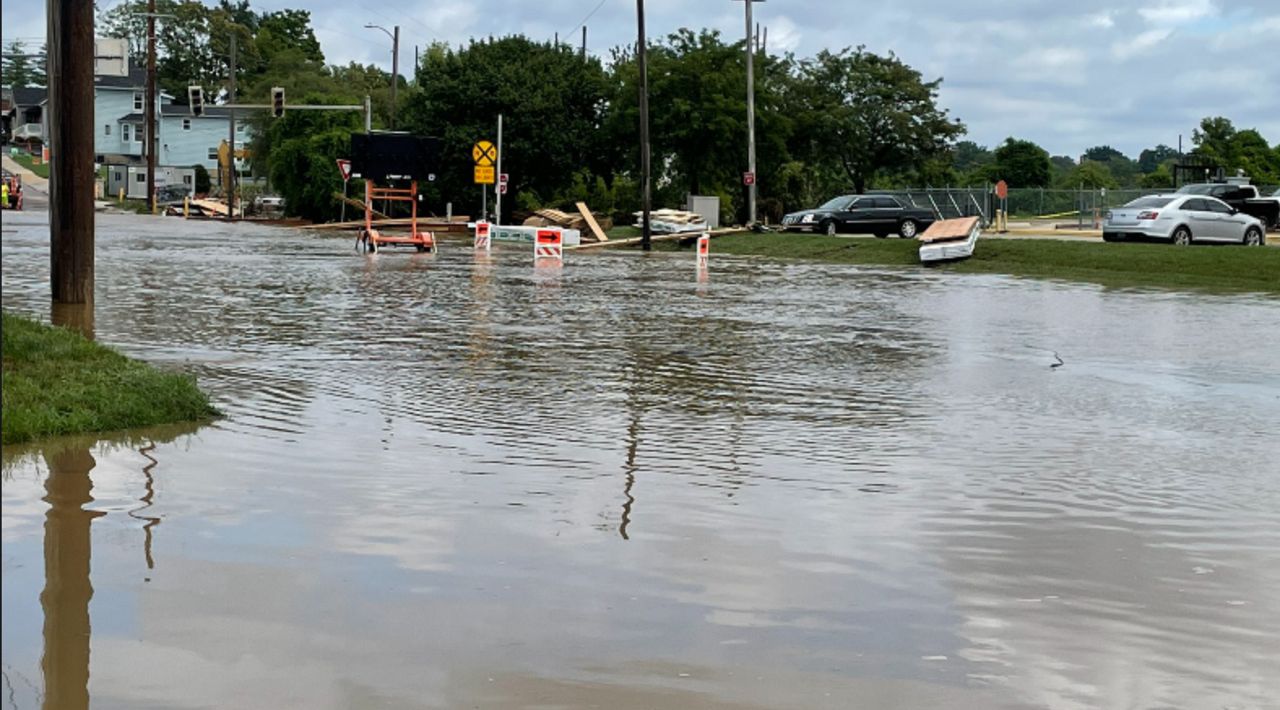 Flooding closes roads, damages businesses in Brentwood area