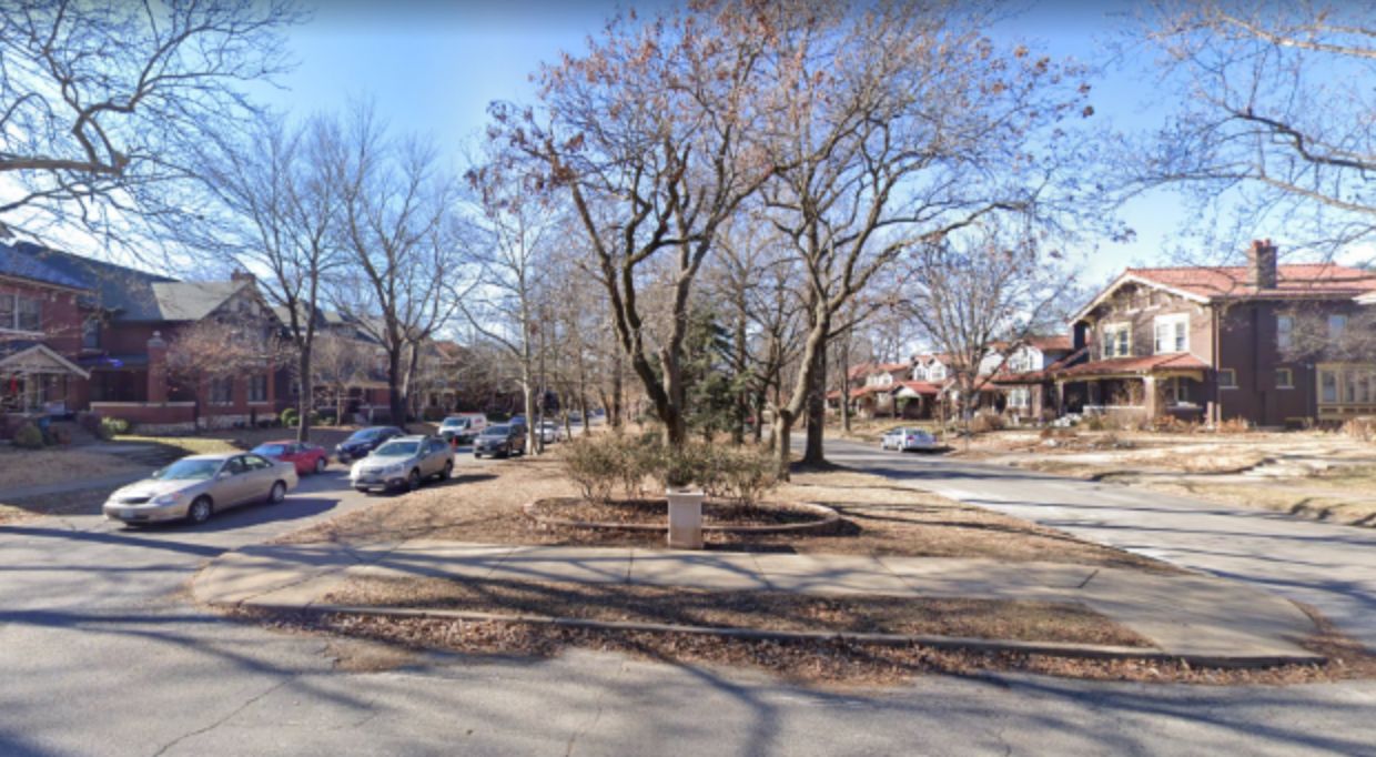 Flora Place in south St. Louis (Courtesy: Google Maps)