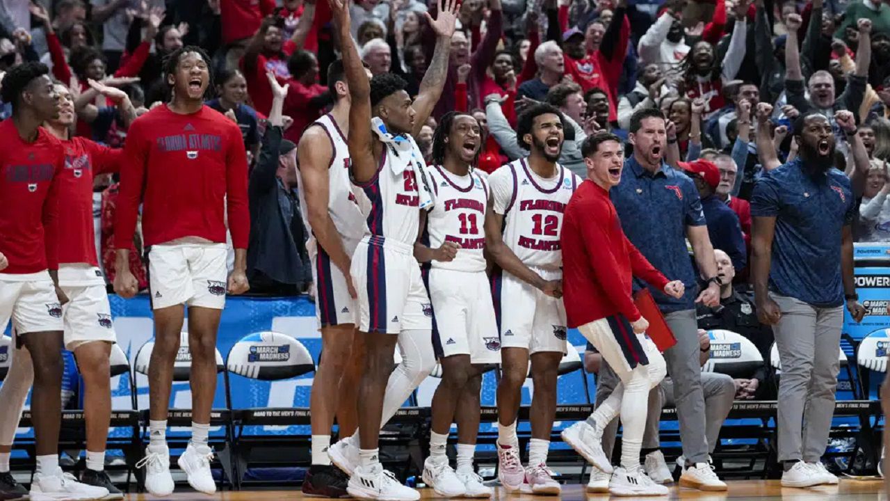 The Florida Atlantic bench celebrates in the second half of a second-round college basketball game against Fairleigh Dickinson in the men's NCAA Tournament in Columbus, Ohio, Sunday, March 19, 2023. Florida Atlantic defeated Fairleigh Dickinson 78-70. (AP Photo/Michael Conroy)