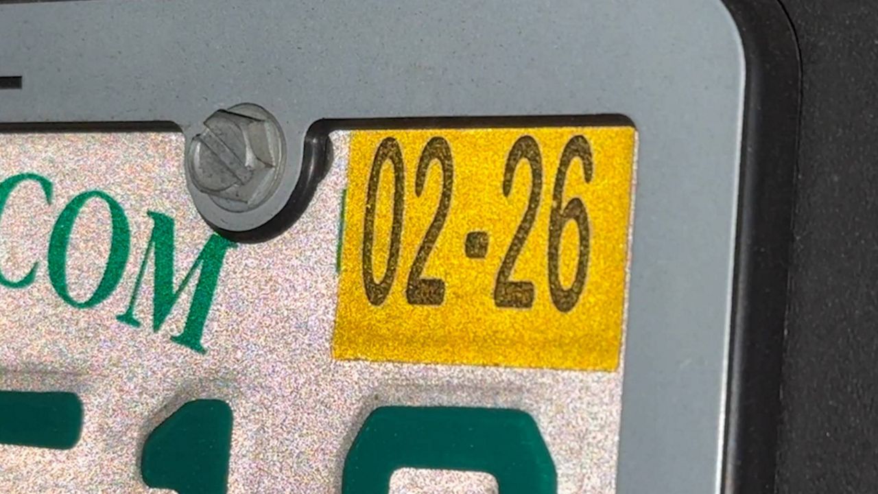 Florida lawmakers consider eliminating yellow vehicle registration stickers