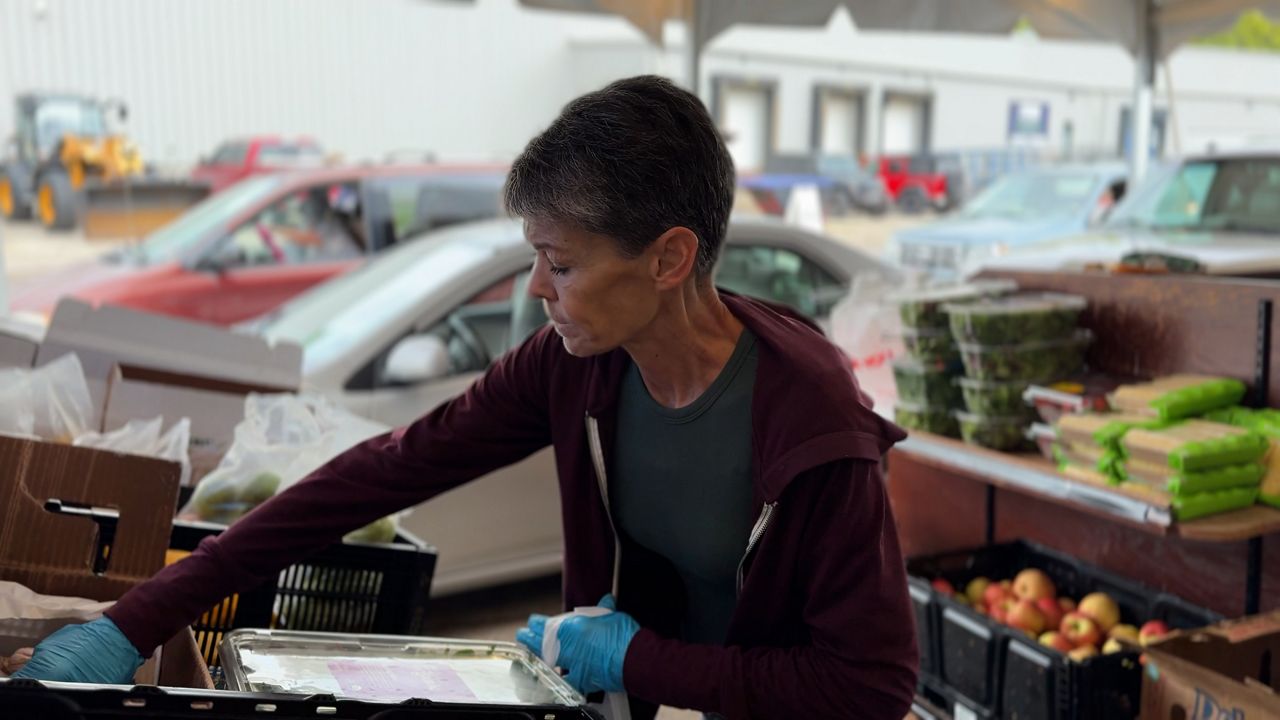 Food pantries prepare for possible government shutdown