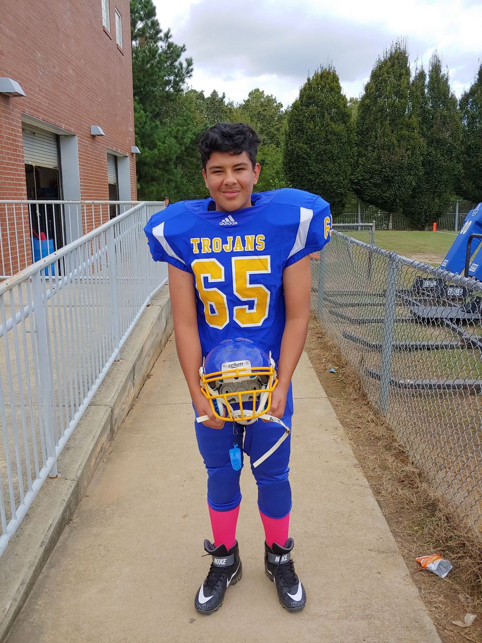 High School Football Player Raising Type 1 Diabetes Awareness Both On