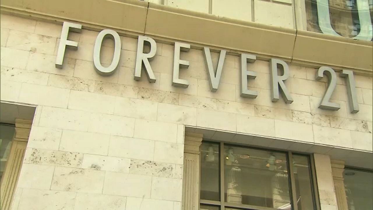 Forever21 Clothing Store, 11401 Pines Blvd