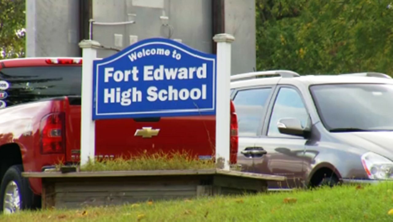 Boards Discuss Fort Edward and South Glens Falls Merger