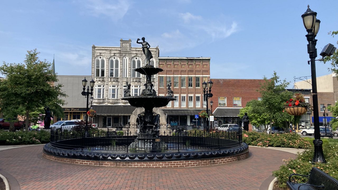 Fountain Row set to open in Bowling Green