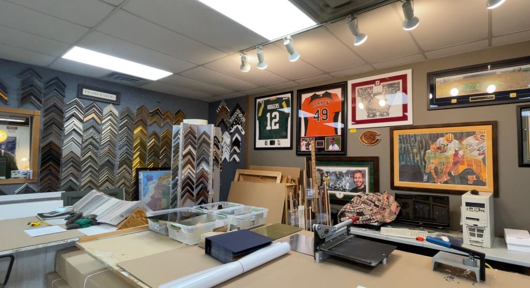 Custom Framing - Green Bay